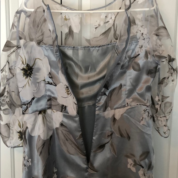 Dress - Picture 6 of 8